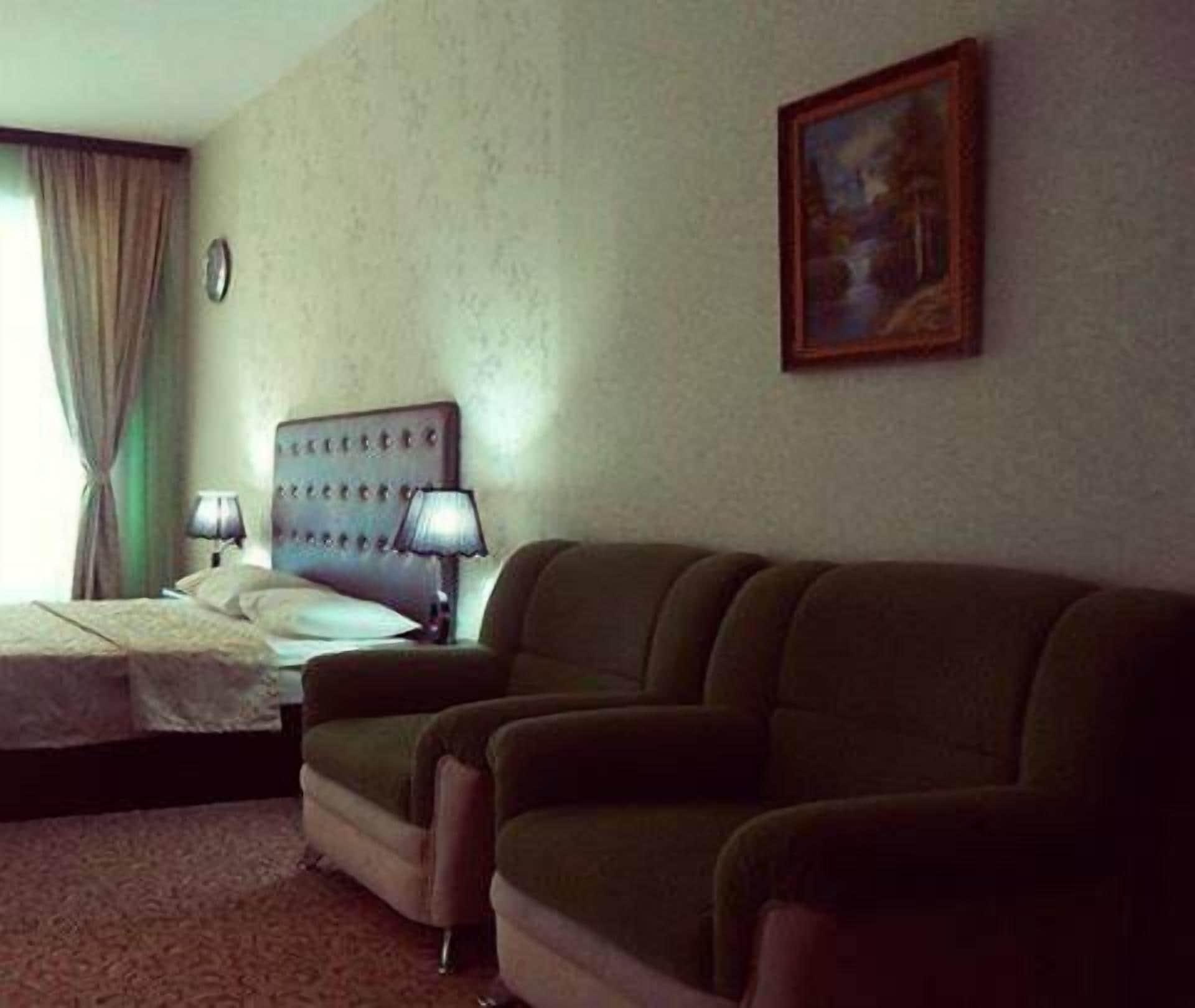 Avand Hotel Baku Exterior foto