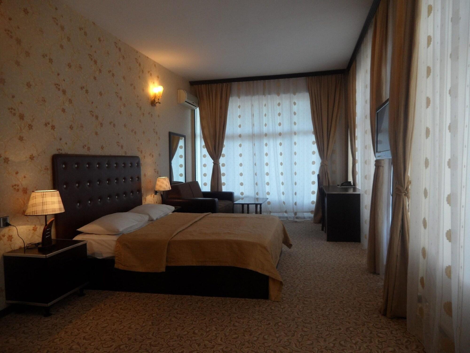 Avand Hotel Baku Exterior foto