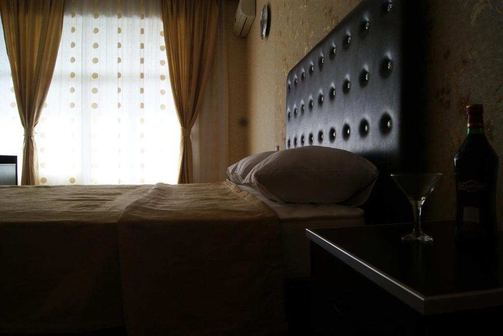 Avand Hotel Baku Zimmer foto